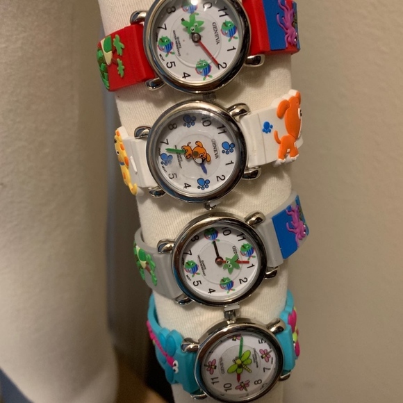 Geneva Kids Character Watch - Picture 4 of 16